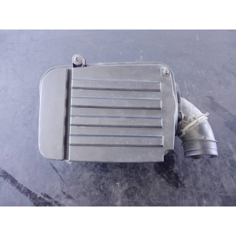 Recambio de filtro aire para volkswagen golf v berlina (1k1) trendline referencia OEM IAM 1K0129607AQ  P2-B3-18