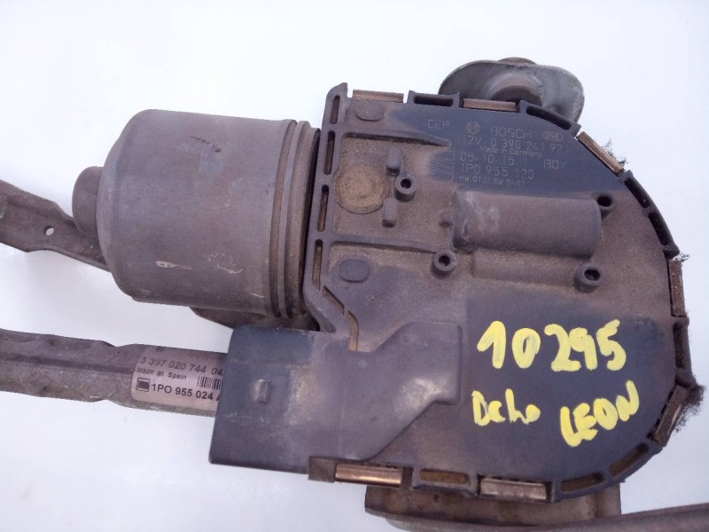 Recambio de motor limpia delantero para seat leon (1p1) reference referencia OEM IAM 1P0955120  E1-B6-23-1