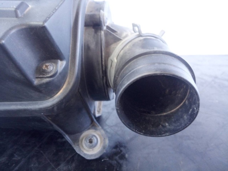 Recambio de filtro aire para volkswagen golf v berlina (1k1) trendline referencia OEM IAM 1K0129607AQ  P2-B3-18