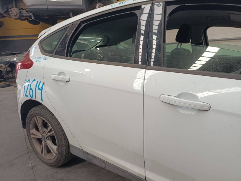 Recambio de puerta trasera derecha para ford focus lim. (cb8) edition referencia OEM IAM   