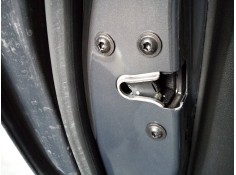 CERRADURA PUERTA TRASERA IZQUIERDA 