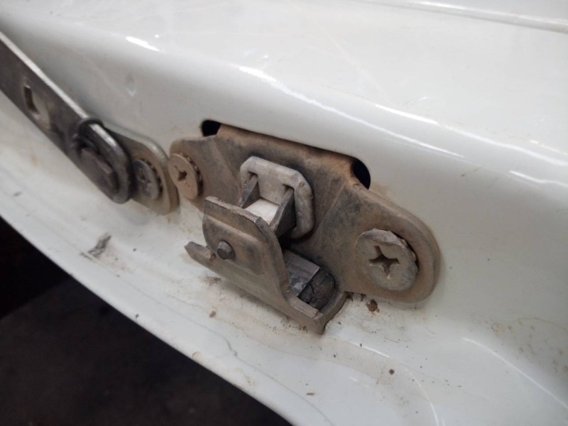 Recambio de cerradura maletero / porton para mitsubishi l 200 (ka0/kb0) inform club cab 4wd referencia OEM IAM   