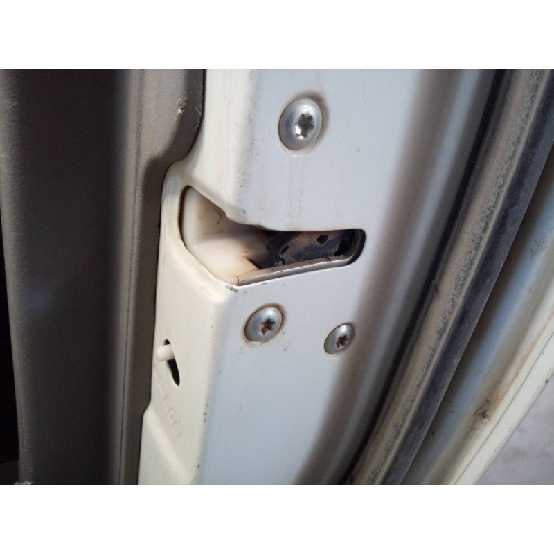 Recambio de cerradura puerta trasera derecha para mitsubishi l 200 (ka0/kb0) inform club cab 4wd referencia OEM IAM   