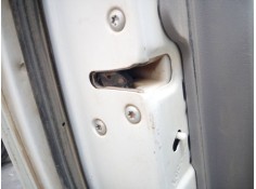 CERRADURA PUERTA TRASERA IZQUIERDA 