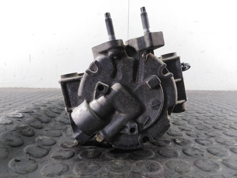 Recambio de compresor aire acondicionado para ford fiesta (ccn) trend referencia OEM IAM AV1119D620AC  P3-B3-23-2