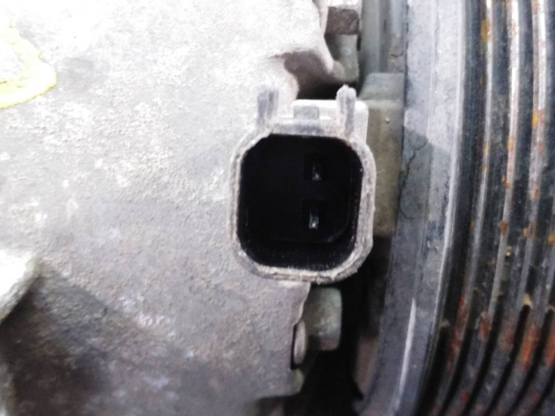 Recambio de compresor aire acondicionado para ford fiesta (ccn) trend referencia OEM IAM AV1119D620AC  P3-B3-23-2