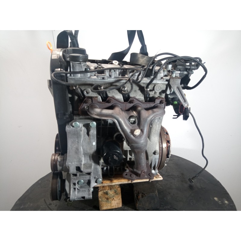 Recambio de motor completo para volkswagen polo berlina (6n2) conceptline referencia OEM IAM AKK  M1-A1-107