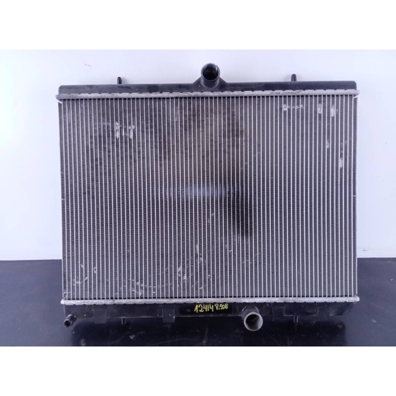 Recambio de radiador agua para citroën c4 grand picasso exclusive referencia OEM IAM 9682477580 B3700006 P2-A6-13