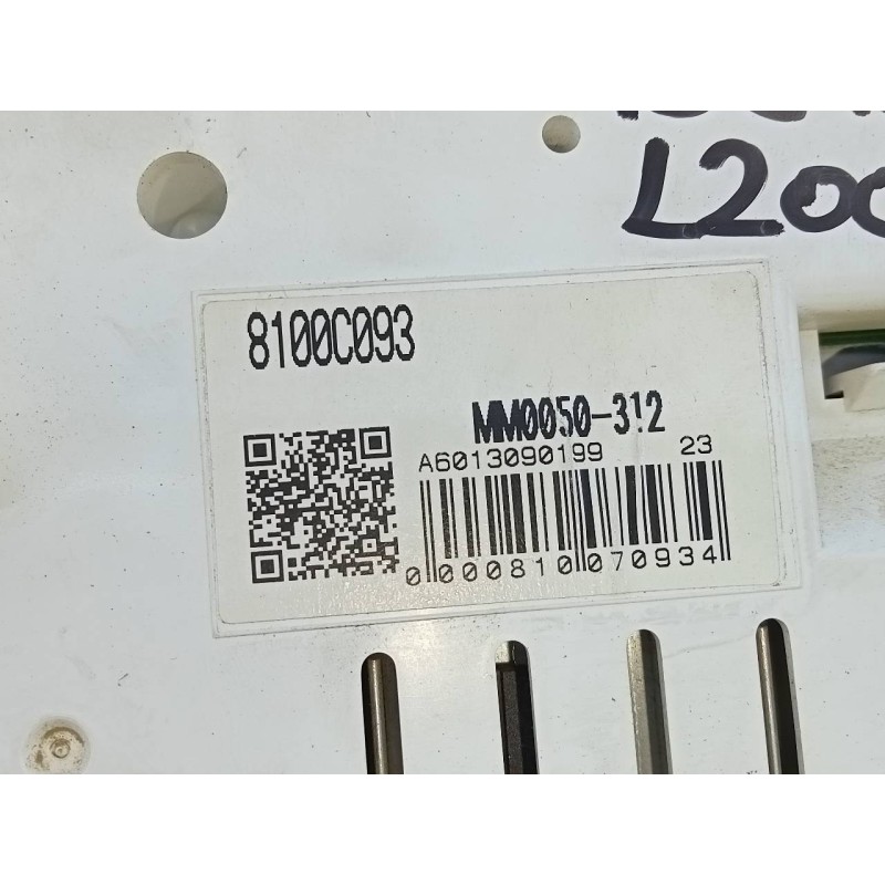 Recambio de cuadro instrumentos para mitsubishi l 200 (ka0/kb0) inform club cab 4wd referencia OEM IAM 8100C093 A6013090199 E3-A