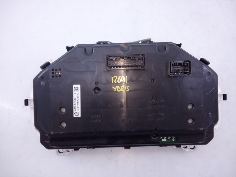 Recambio de cuadro instrumentos para toyota yaris hybrid active referencia OEM IAM 83800F5441  E3-B2-17-3