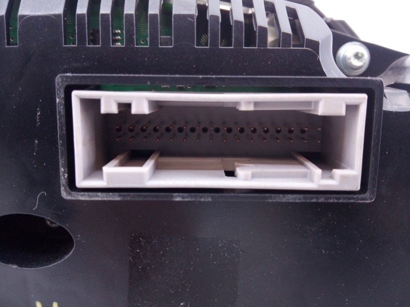 Recambio de cuadro instrumentos para audi a5 sportback (8t) 2.0 tdi (105kw) referencia OEM IAM 8T0920932  E2-A1-20-2