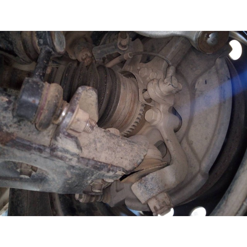 Recambio de mangueta delantera izquierda para mitsubishi l 200 (ka0/kb0) inform club cab 4wd referencia OEM IAM   