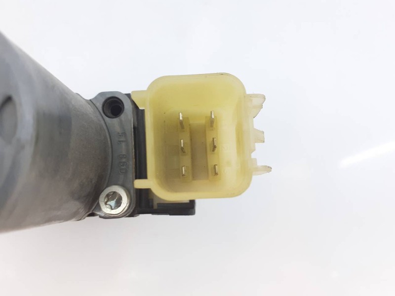 Recambio de motor elevalunas delantero derecho para ford fiesta (ccn) titanium referencia OEM IAM 0130822619  E2-B3-3-2