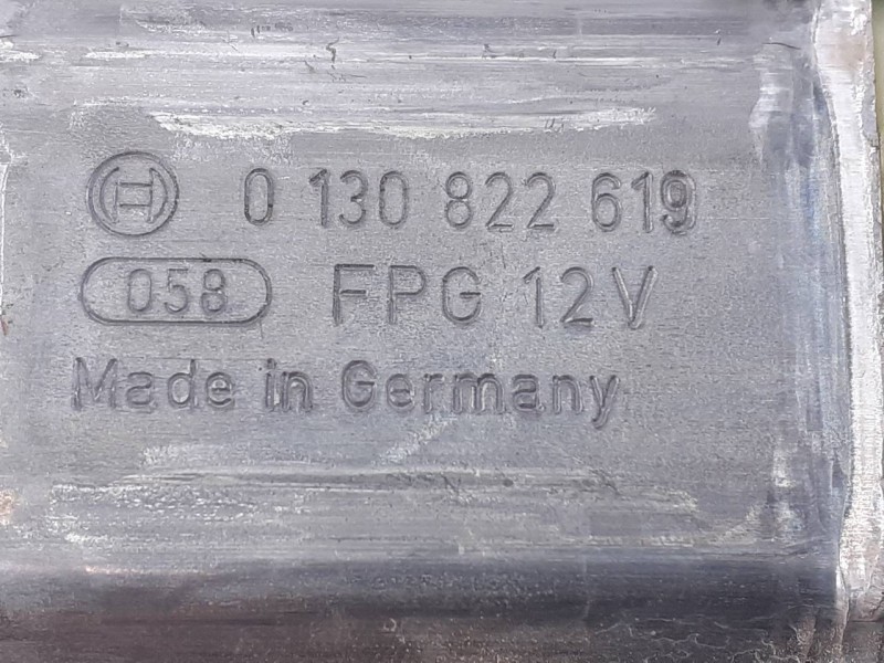 Recambio de motor elevalunas delantero derecho para ford fiesta (ccn) titanium referencia OEM IAM 0130822619  E2-B3-3-2