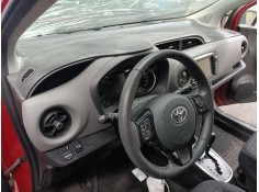 Recambio de salpicadero para toyota yaris hybrid active referencia OEM IAM    2