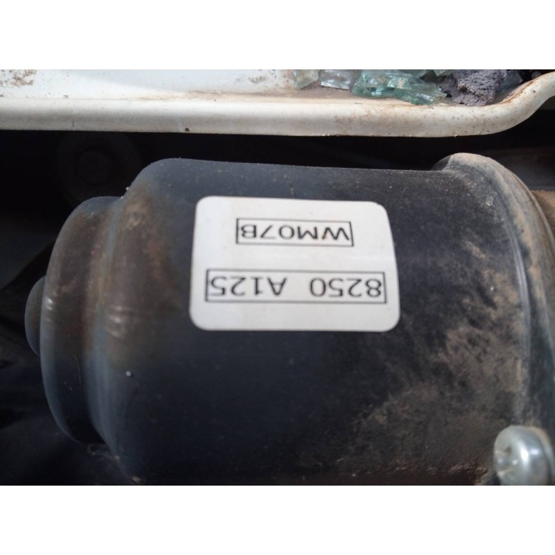 Recambio de motor limpia delantero para mitsubishi l 200 (ka0/kb0) inform club cab 4wd referencia OEM IAM 8250A125  