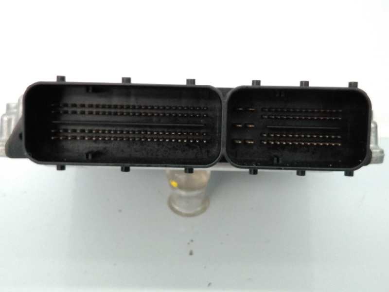 Recambio de centralita motor uce para bmw serie 1 berlina (e81/e87) 118d referencia OEM IAM 7803373 031554357 E3-A2-28-2