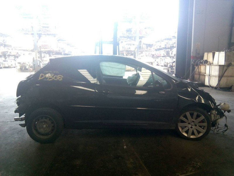 peugeot 207 del año 2006