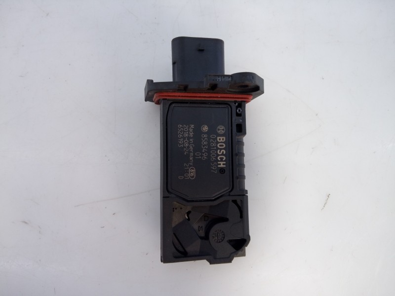 Recambio de caudalimetro para bmw serie 5 berlina (g30) 520d sport line referencia OEM IAM 8583496 0281006597 E3-A3-22-2