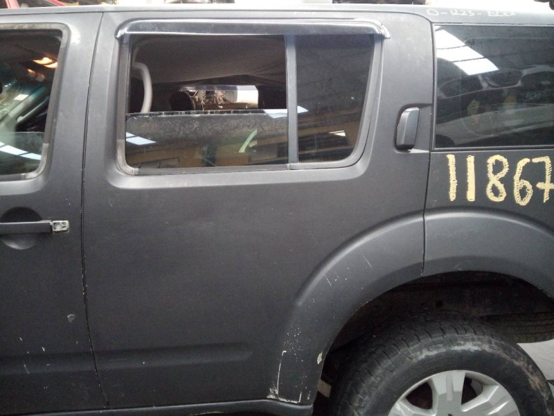 Recambio de puerta trasera izquierda para nissan pathfinder (r51) 2.5 dci le referencia OEM IAM   