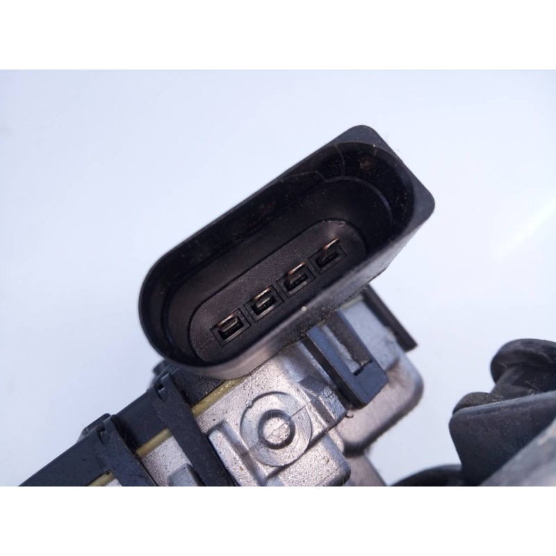 Recambio de motor limpia delantero para ford fiesta (ccn) trend referencia OEM IAM 8A6117B571AB 0390241574 E2-B3-15-2