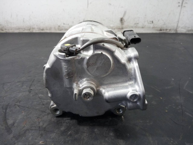 Recambio de compresor aire acondicionado para bmw serie 5 berlina (g30) 520d sport line referencia OEM IAM 6452699591803 7SAS17A