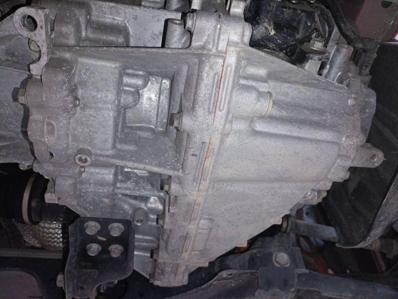 Recambio de caja cambios para toyota yaris hybrid active referencia OEM IAM 95001  