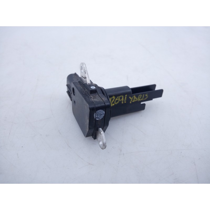 Recambio de caudalimetro para toyota yaris hybrid active referencia OEM IAM 222040V020 VN1974005380 E3-B2-18-3