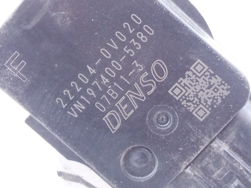 Recambio de caudalimetro para toyota yaris hybrid active referencia OEM IAM 222040V020 VN1974005380 E3-B2-18-3