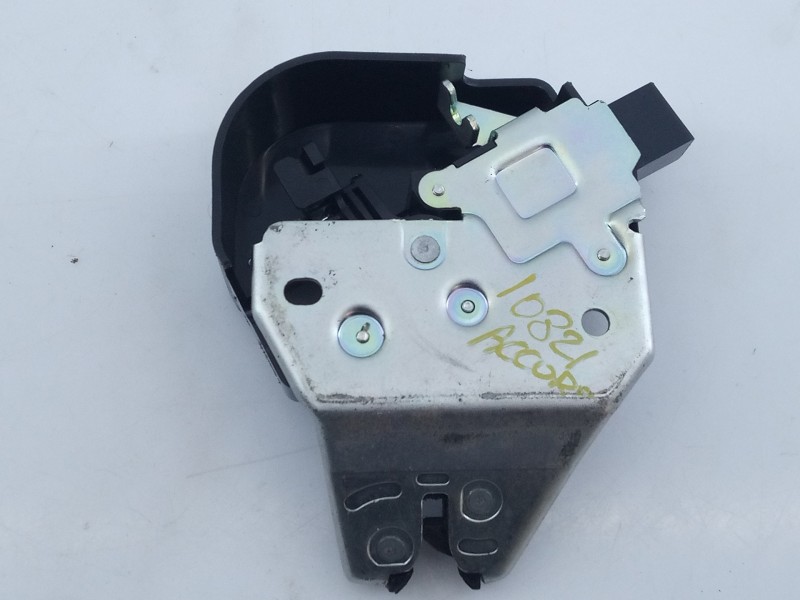 Recambio de cerradura maletero / porton para honda accord berlina (cu) executive referencia OEM IAM 00092  E2-A2-61-1
