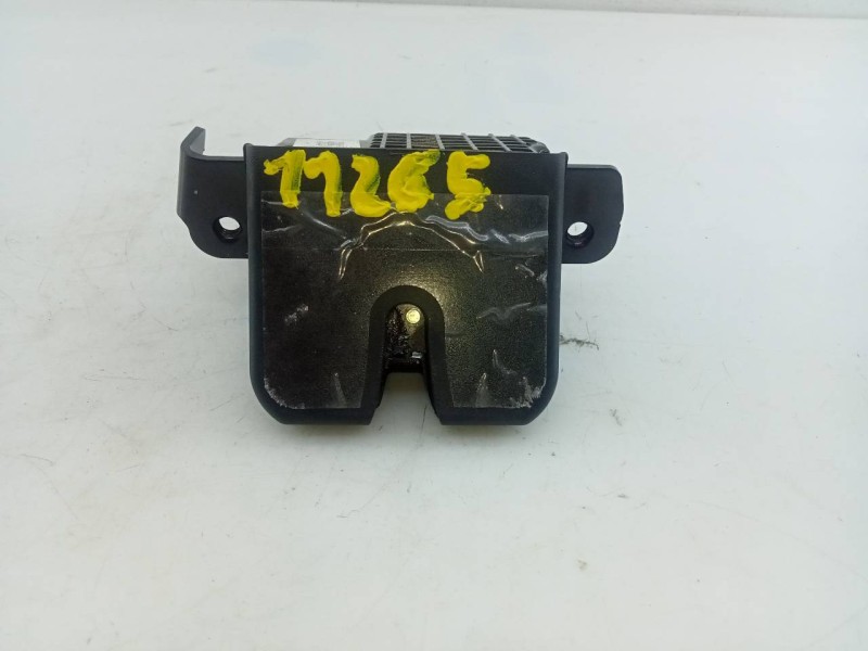 Recambio de cerradura maletero / porton para ssangyong korando crystal 4x2 referencia OEM IAM   E1-B3-15-2