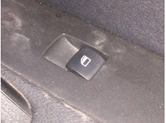 MANDO ELEVALUNAS TRASERO DERECHO 