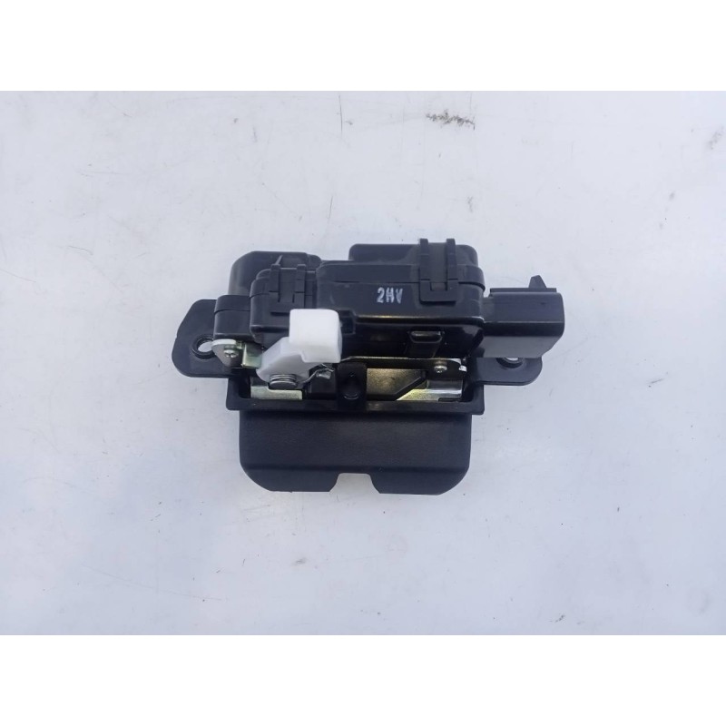 Recambio de cerradura maletero / porton para ssangyong korando crystal 4x2 referencia OEM IAM   E1-B3-15-2