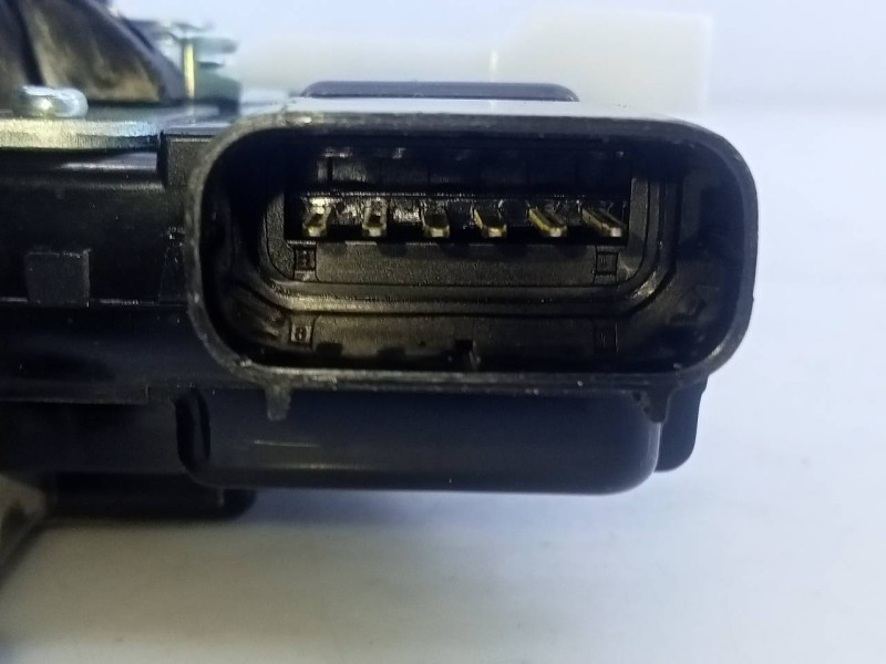 Recambio de cerradura maletero / porton para ssangyong korando crystal 4x2 referencia OEM IAM   E1-B3-15-2