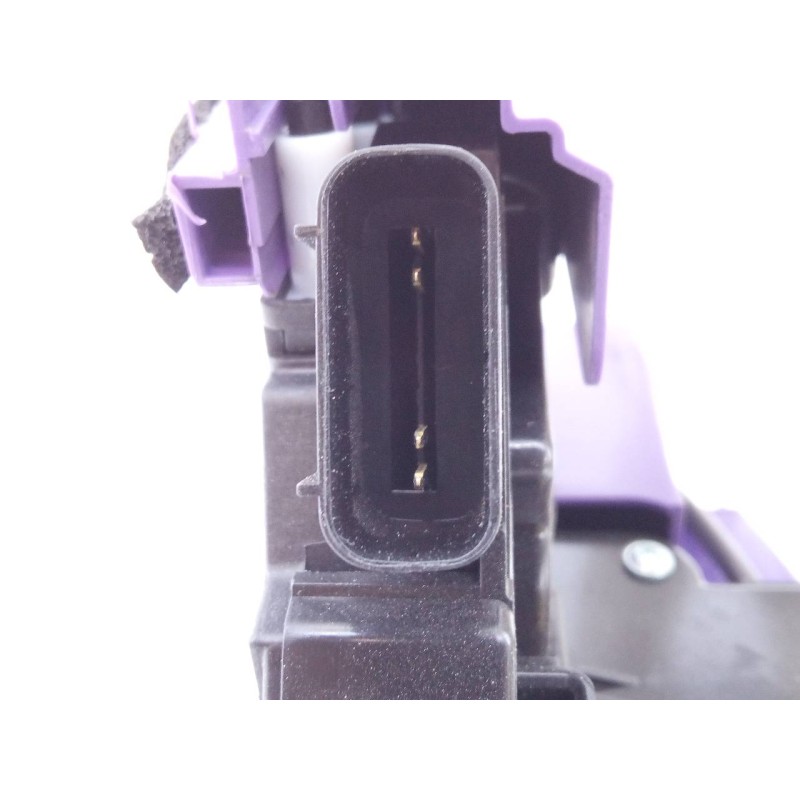 Recambio de cerradura puerta trasera izquierda para ssangyong korando crystal 4x2 referencia OEM IAM 7131037000  E1-B3-48-1