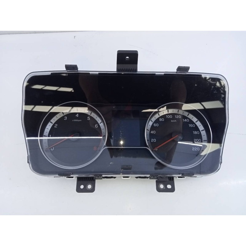 Recambio de cuadro instrumentos para ssangyong korando crystal 4x2 referencia OEM IAM 8021037261  E3-A3-18-2