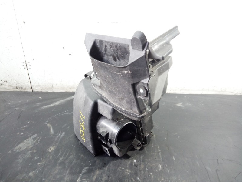 Recambio de filtro aire para mazda 3 lim. () evolution referencia OEM IAM   P2-B3-3