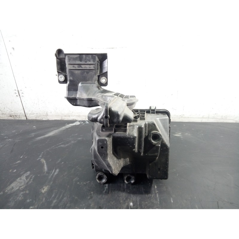 Recambio de filtro aire para mazda 3 lim. () evolution referencia OEM IAM   P2-B3-3