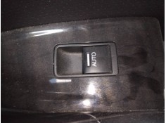 MANDO ELEVALUNAS TRASERO DERECHO 