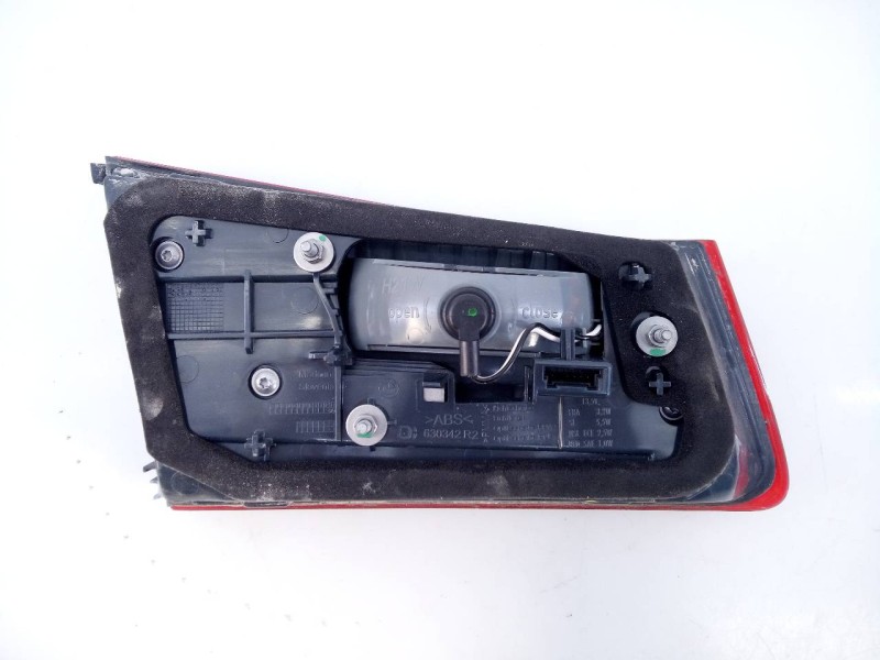 Recambio de piloto trasero derecho porton para bmw serie 5 berlina (g30) 520d sport line referencia OEM IAM 630256  E1-A3-47-2