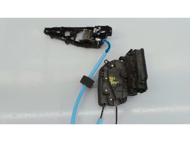 Recambio de cerradura puerta trasera izquierda para bmw serie 2 active tourer (f45) 218d referencia OEM IAM 51237281939  E1-A3-4