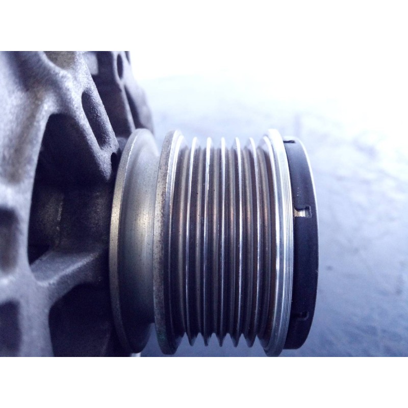 Recambio de alternador para renault clio iv limited referencia OEM IAM 231001318R 2116103305 P3-B5-4-2