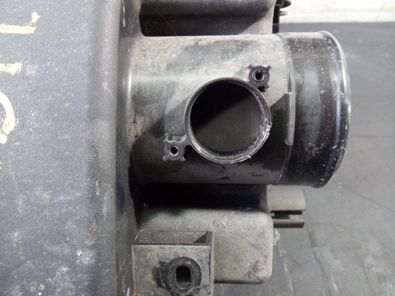 Recambio de filtro aire para mazda 3 lim. () evolution referencia OEM IAM   P2-B3-3