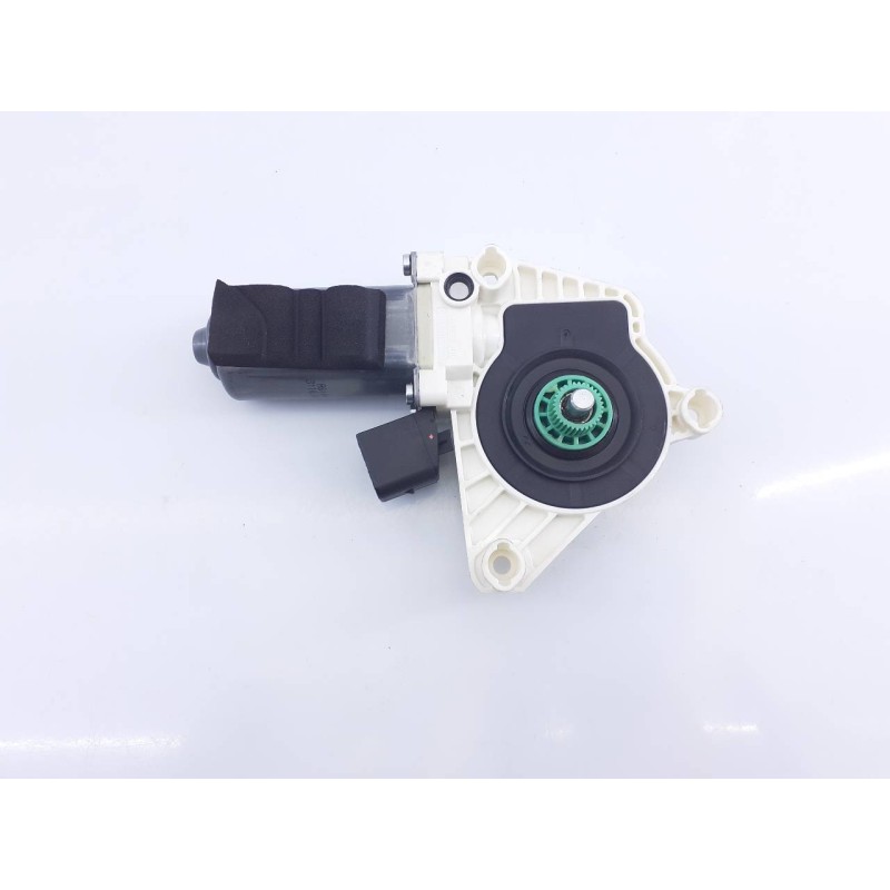 Recambio de motor elevalunas trasero izquierdo para mercedes-benz clase cla (w117) cla 220 cdi (117.303) referencia OEM IAM A610