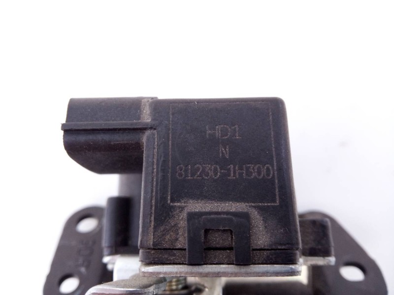 Recambio de cerradura maletero / porton para hyundai ix35 style 2wd referencia OEM IAM 812301H300  E2-B5-33-2