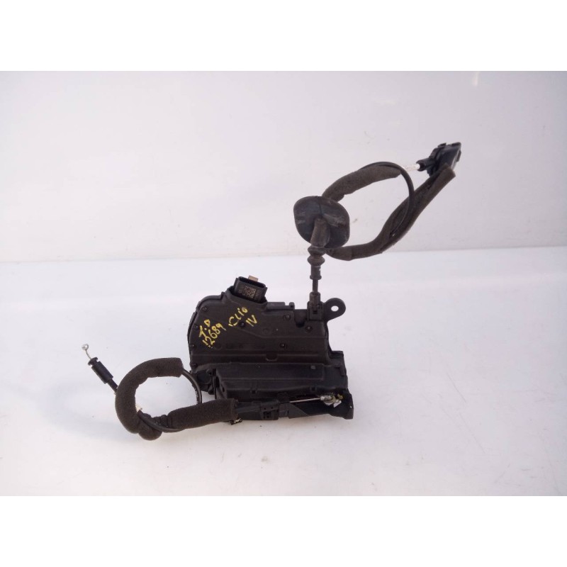 Recambio de cerradura puerta trasera derecha para renault clio iv limited referencia OEM IAM 825002104R  E1-A1-44-2