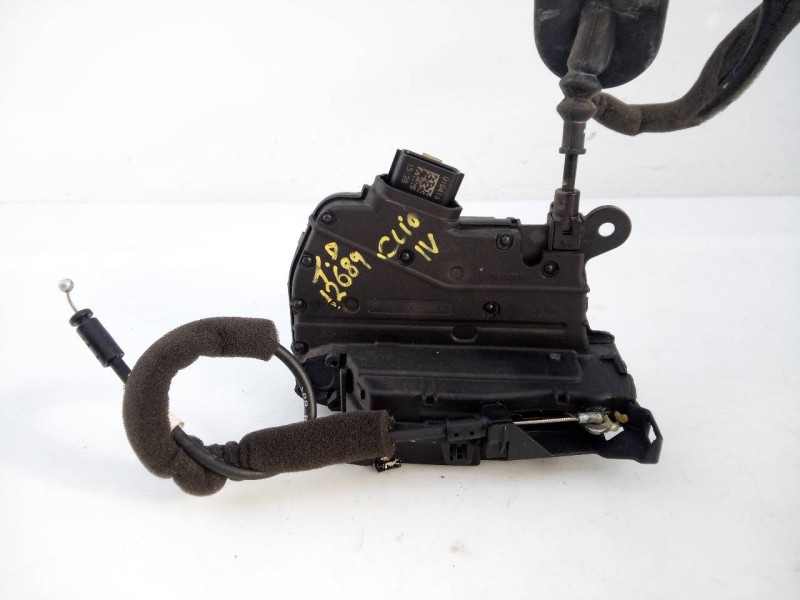 Recambio de cerradura puerta trasera derecha para renault clio iv limited referencia OEM IAM 825002104R  E1-A1-44-2