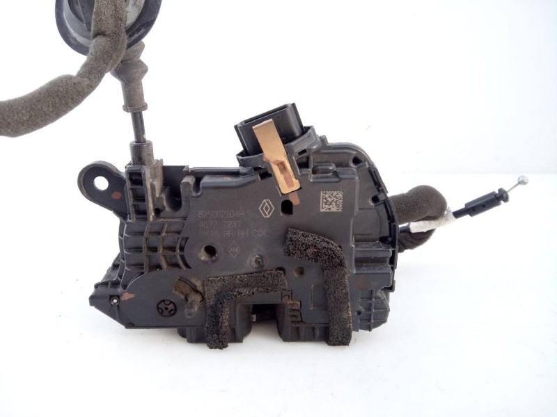 Recambio de cerradura puerta trasera derecha para renault clio iv limited referencia OEM IAM 825002104R  E1-A1-44-2