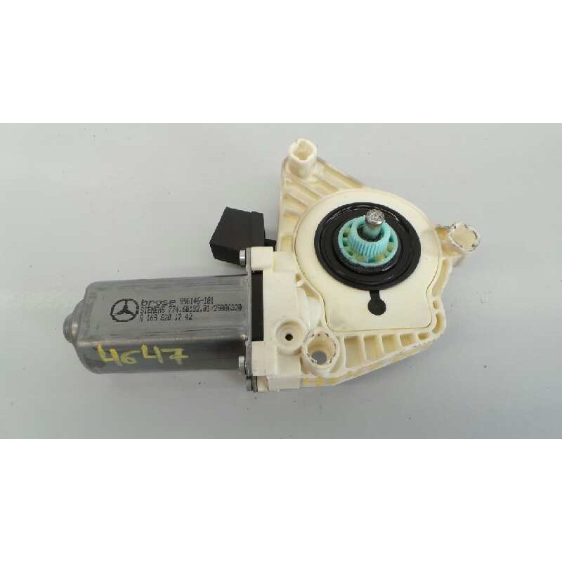 Recambio de motor elevalunas delantero izquierdo para mercedes-benz clase b (w245) 200 cdi (245.208) referencia OEM IAM A1698201