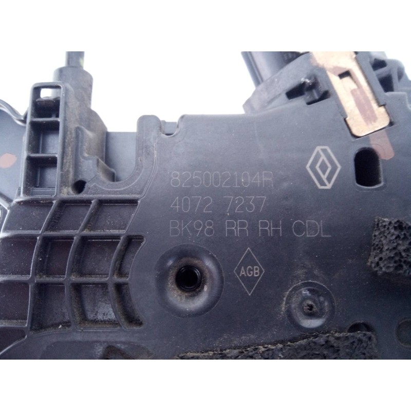 Recambio de cerradura puerta trasera derecha para renault clio iv limited referencia OEM IAM 825002104R  E1-A1-44-2